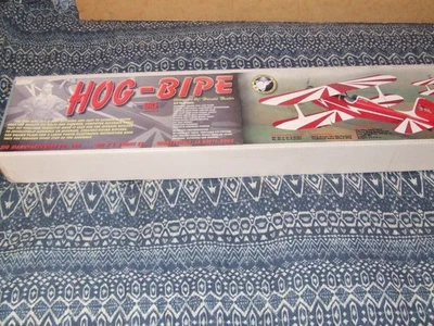 NOVO NA CAIXA 55" SIG MFG HOG BIPE BIPLANO BALSA KIT MODELO AVIÃO R/C - Imagem 1 de 4