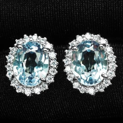 Atractivos pendientes de oro blanco de plata de ley 925 de 4,70 quilates de alejandrita con cambio de color Foto 1 de 4