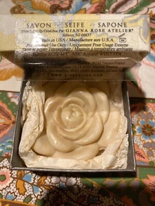 Sapone Decorativo Rosa Made In The Usa Profumato - Foto 1 di 3