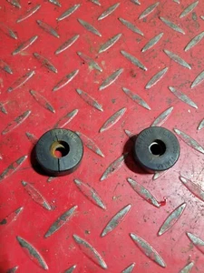 1986 KTM MX-C 250 MXC250 Gas Tank Mount Rubbers - Picture 1 of 8