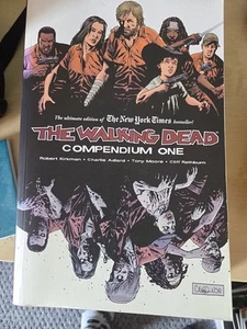 The Walking Dead Compendiums Vol 1-4 Set Paperback with Book Ends - Picture 1 of 7