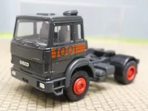 Trattore 1/87 Herpa IVECO TurboStar 2 assi grigio scuro - Foto 1 di 1