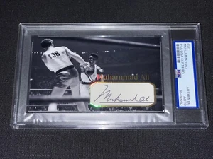 Muhammad Ali Signed 3x5 Custom Cut PSA Slabbed Boxing Legend 1960 Olympics Gold - Picture 1 of 2