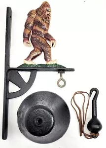 Nuevo Timbre de Cena de Hierro Fundido Bigfoot Sasquatch Montaje en Pared - Imagen 1 de 2