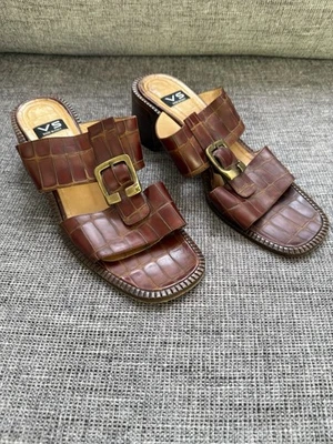 Sandalias Via Spiga Hechas en Italia Cuero Marrón Estampado Cocodrilo 10 Foto 1 de 4