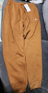 NWT! Jordan Jogging Pants Standard Fit, Small - Picture 1 of 5
