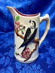 Antigua jarra de mayólica francesa de Choisy le Roi “La golondrina”  - Imagen 1 de 6