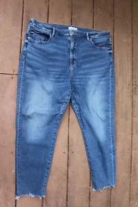 Made and Loved Loft Women's 34/18 Blue Curvy Skinny Jeans Raw Hems Ankle Hi Rise - Picture 1 of 3