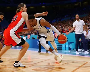 8x10 Photo GIANNIS ANTETOKOUNMPO Greece 2024 Paris Olympics Milwaukee Bucks - Picture 1 of 1