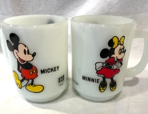 Vintage Disney PEPSI COLLECTOR SERIES Milk Glass Mugs - Mickey & Minnie - Picture 1 of 5