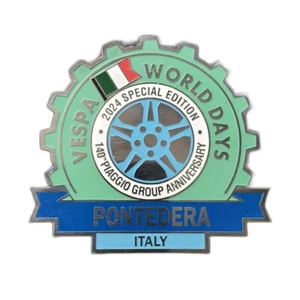 Vintage vespa badge world vespa day 2004 pontedera Italy plakkette plate LG206 - Picture 1 of 5