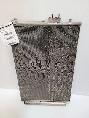 Condensador de aire acondicionado KIA SEDONA 2015 16 17 2018 3,3 L 97606A9001 15-18 Foto 1 de 4