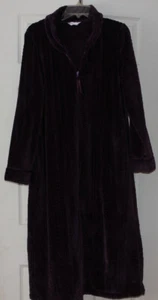 Womens SECRET TREASURES SOFT PLUSH FLEECE Dark PURPLE Zip Up Robe Size M - Picture 1 of 3