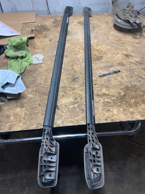 Juego de rieles laterales de techo Suzuki XL7 2004 78220-52D00 Grand Vitara Foto 1 de 3