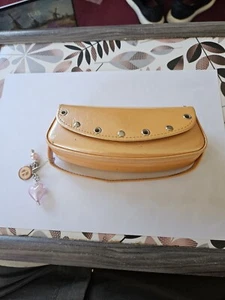 Ladies Glass Case used but in good condition - Picture 1 of 3