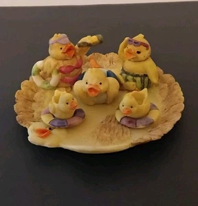 Vintage Miniature Beachgoing Yellow Birds On Tray 10 Piece Party And Swimming - Picture 1 of 10