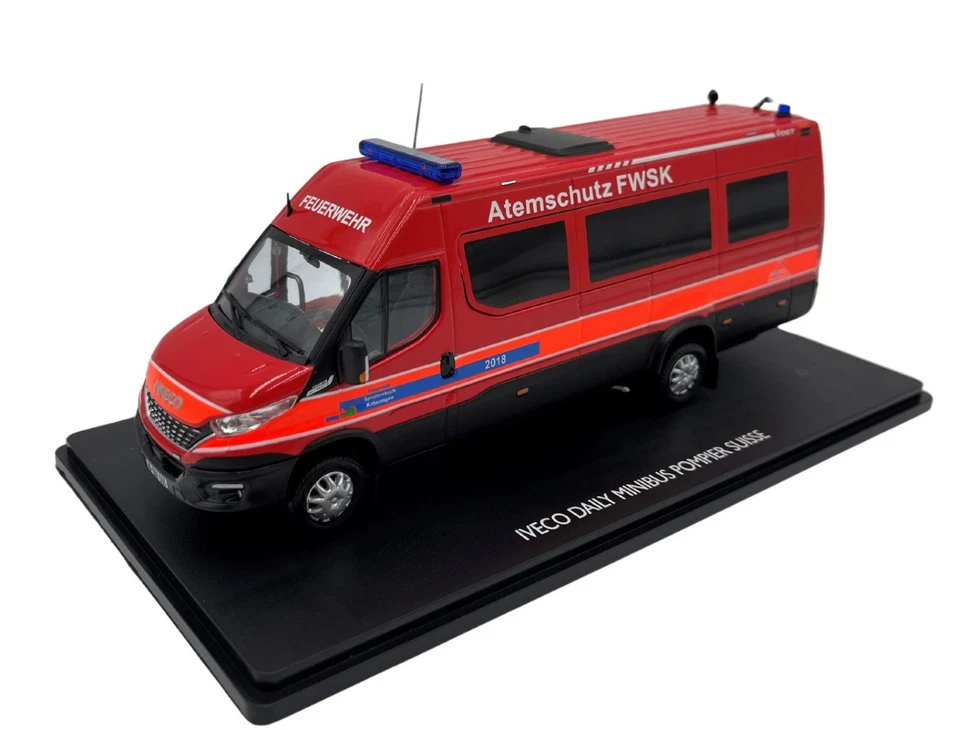 ELIGOR - Minibus IVECO Daily - Vigili del fuoco svizzeri - 1/43 - ELI116791-1 - Immagine 1 di 1