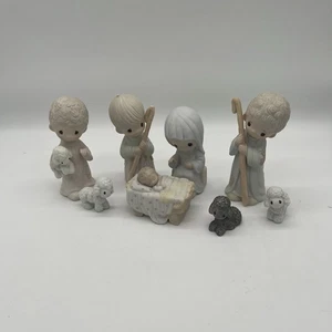 Vintage PRECIOUS MOMENTS " O Come Let Us Adore Him " Nativity...1979 READ - Picture 1 of 13