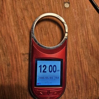 Gigaware1.5" Digital Photo Keychain Camera Selfie Travel Red PC Mac USB No Cord - Image 1 of 4