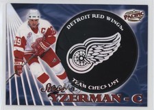 1998-99 Pacific Team Checklist Steve Yzerman #9 HOF