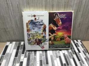 Lot Of 2 VHS ( Babe And The Never ending Story 2) - Picture 1 of 11