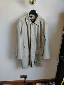 Chaqueta Abrigo Coche Burberry Beige Piedra Para Hombre Talla 50 Pecho Grande Nova Check Inside - Imagen 1 de 16