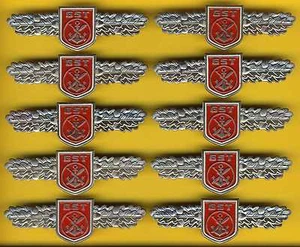  Konvolut 10 Qualifizierungsspangen  DDR GST Abzeichen Qualispangen - Picture 1 of 1