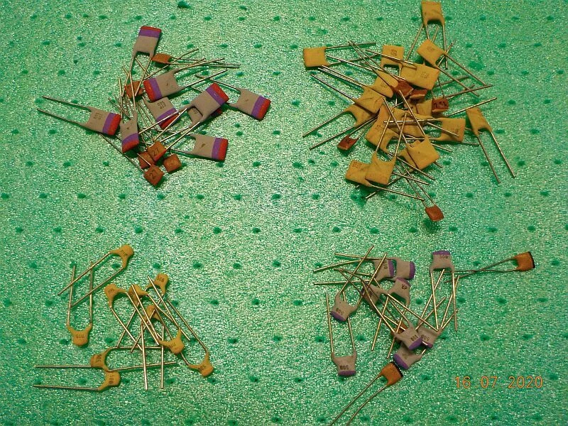 LOTS CONDENSATEURS CERAMIQUE PLAQUETTE - NOS VINTAGE  -20% à 4 et + - Photo 1/1