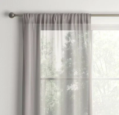 (2) Panel de cortina de ventana ligero gris gasa transparente Room Essentials 60" x 63" Foto 1 de 3