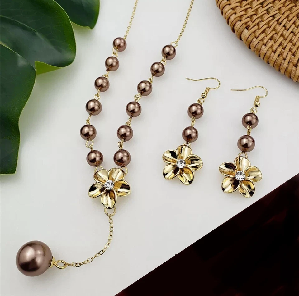 Juego de collar de perlas chapado en oro Hawaii circonita cúbica flor concha marrón Foto 1 de 1