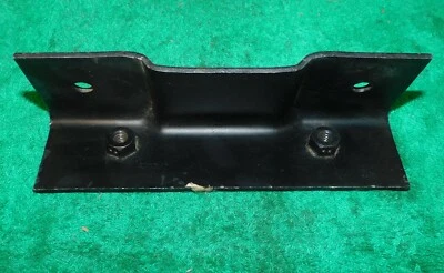 1973-1977 Ford F100 F150 F250 F350 F500 Caminhão NOS NA CABINE TANQUE DE COMBUSTÍVEL SUPORTE INFERIOR - Imagem 1 de 3