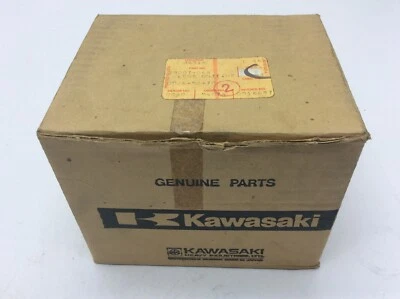 Unidad de lente de lámpara sellada de faros Kawasaki 1976-1978 KE175 KE 175 NOS OE 23007-068 Foto 1 de 4