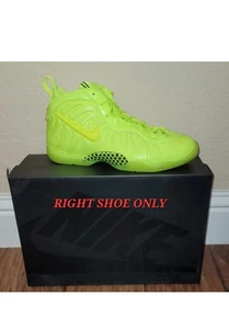 Scarpa destra solo Nike Air Foamposite (GS) Little Posite Pro Volt Youth taglia 7 anni   - Foto 1 di 11