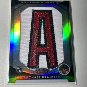 2010 TOPPS FINEST MICHAEL BRANTLEY AUTO LETTER A PATCH #d /75 RC Cleveland - Picture 1 of 3