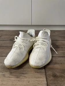 Adidas Yeezy V2 Triple White Gr 45 1/3 - Bild 1 von 4