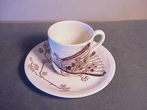VINTAGE JAPANESE POTTERY DEMITASSE TEA CUP & SAUCER SET BROWN & WHITE FAN STYLE - Picture 1 of 8