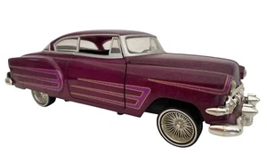 Chevy Belair 2005 Long Beach Lowrider 1954 escala 1:24 coche diecast leer Malibu - Imagen 1 de 15