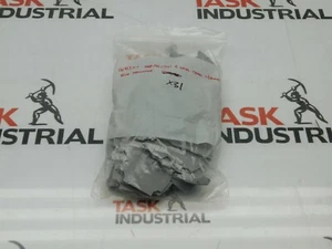 Entrelec F.EM8D2S Lot of 31 - Picture 1 of 3