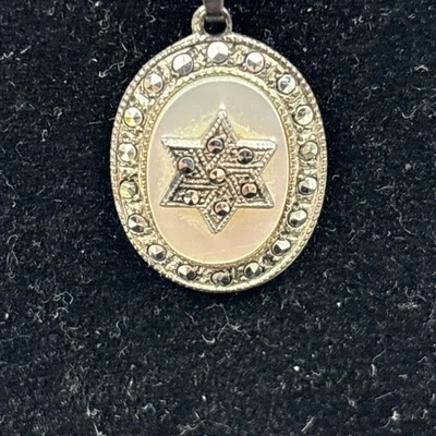 复古纯银 Marcasite 大卫之星吊坠 带珍珠母 18 — 第 1/4 张图片