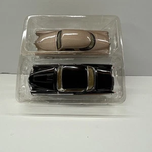 1950 & 1958 Studebaker Diecast Model Car by Road Signature - Picture 1 of 4