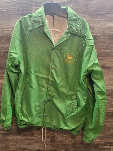 Chaqueta John Deere De Colección Para Hombre Pequeña Bombardero Nylon Botón a Presión Forrada Hecha en EE. UU. - Imagen 1 de 5