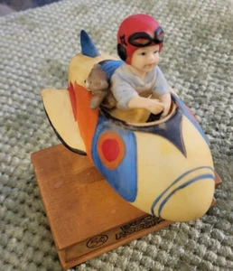 Vintage Buck Rogers Spieluhr, spielt "Fly Me ToThe Moon" - Bild 1 von 6