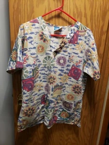 Crest Medium Suns And Moons Scrub Top - Picture 1 of 8