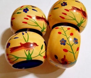 4 aufwendige Serviettenringe Vogel floral handbemalt lackiert. - Bild 1 von 4