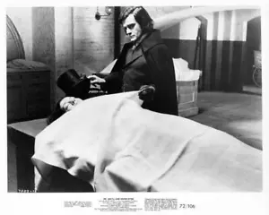 DR. JEKYLL AND SISTER HYDE ottima scena originale 8x10 ancora 1972 (p373) - Foto 1 di 1