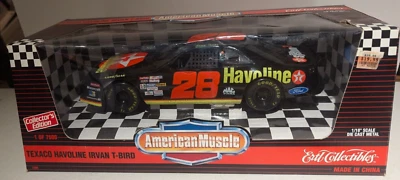 Coche fundido a presión American Muscle Earnie Irvan #28 Havoline Thunderbird 1:18 Foto 1 de 4