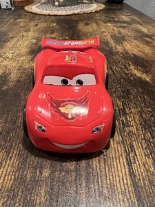 Disney Pixar Cars 2 SHAKE N GO LIGHTNING MCQUEEN Fisher Price 2011 da riparare - Foto 1 di 7