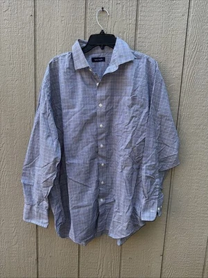 Nautica Men's shirt size 17 Collared long sleeves Classic Fit Plaid Button Up - Image 1 of 4
