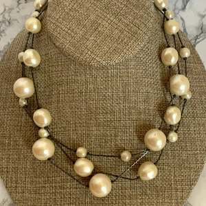 Dabby Reid Faux Pearl Choker Necklace Black Metal Three Strand Chain Station - Picture 1 of 9