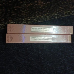 XX Revolution Cream Eyeshadow Stick Under The Shadow Stixx Crayon Glaze 1.75g x2 - Picture 1 of 3